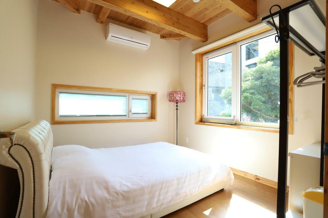 Jeju Lake Pension Exterior foto